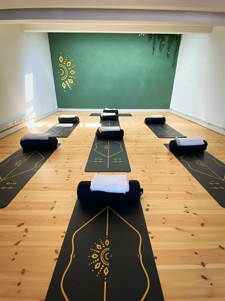 Ascend Studio Køge — Yoga i Gammel Køge By, Køge