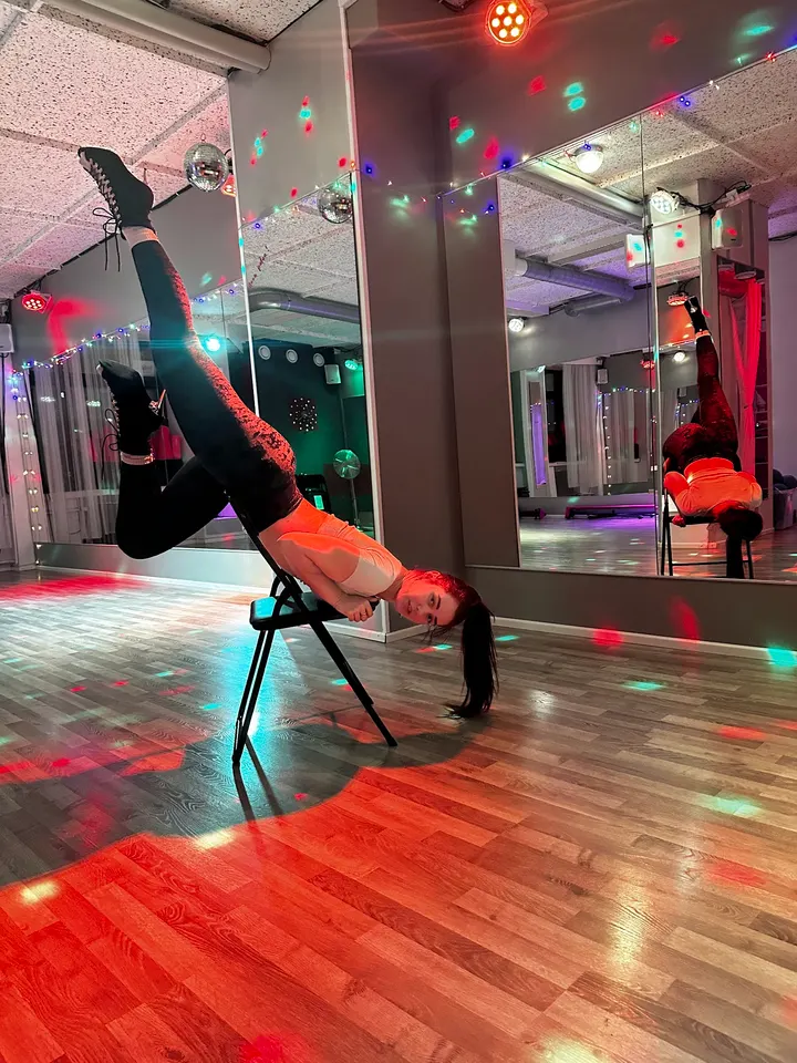 HiMO — tanssi-studio – Kamppi, Helsinki — 3