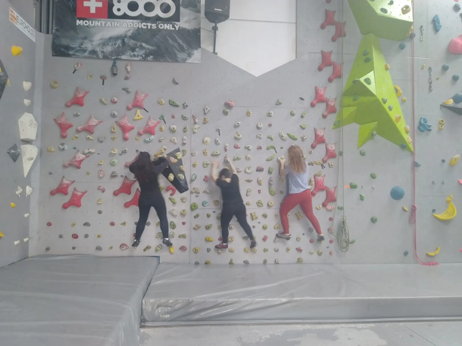 Cereza Wall — escalada-studio en Plasencia — 3