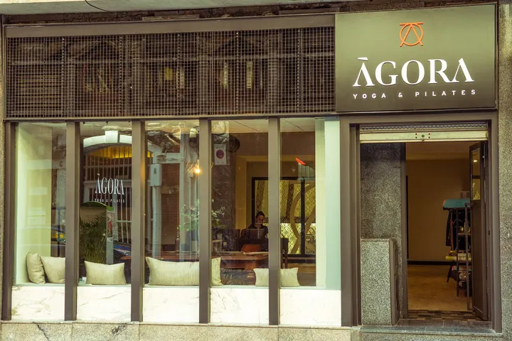 Ágora Yoga & Pilates Bilbao — Yoga en Abando, Bilbao