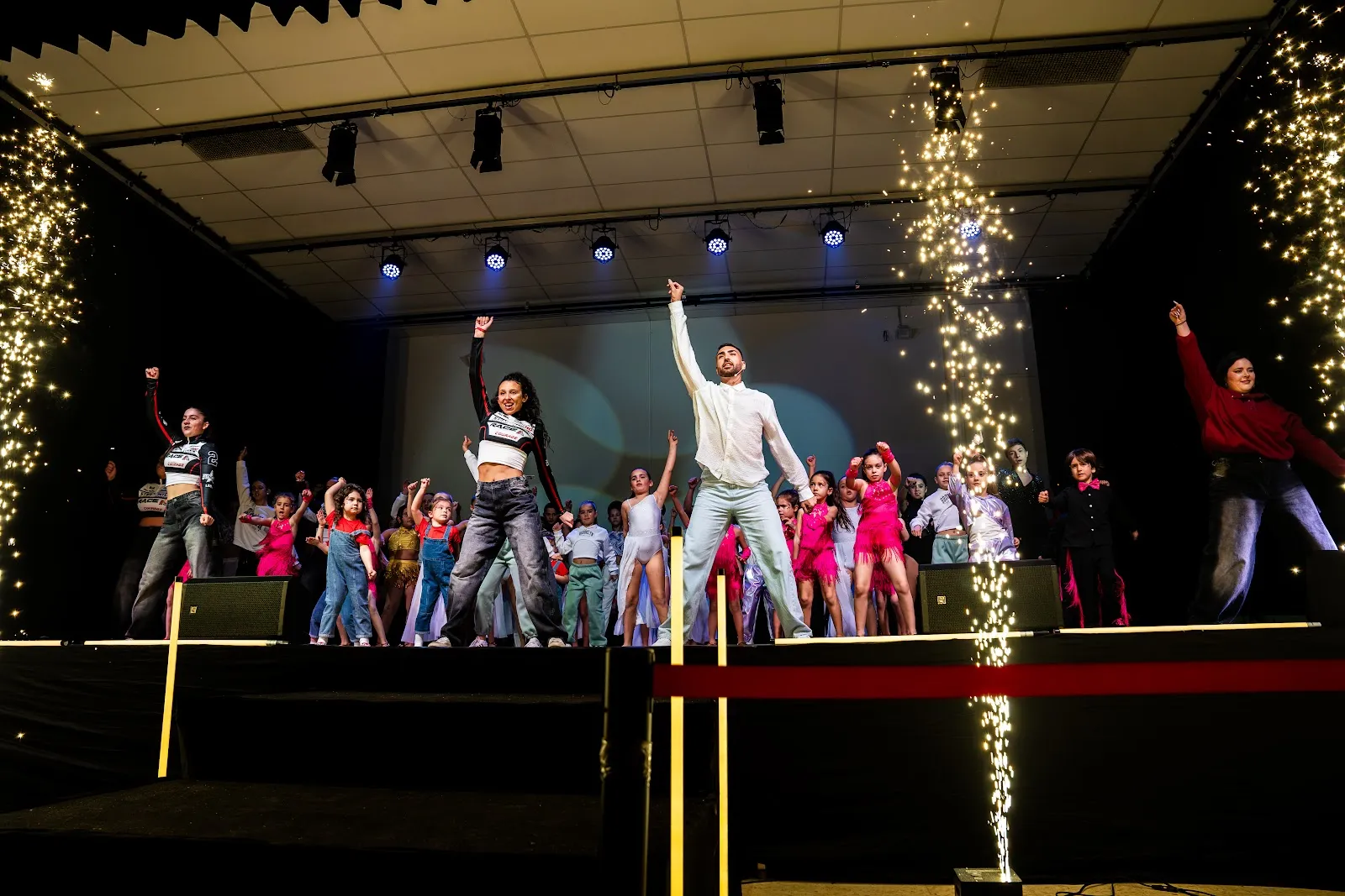 Aguilera Dance Center — baile-studio en Torredembarra — 2