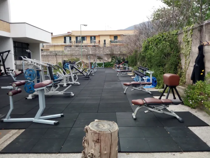 Kinesi & Sport — palestre-studio a Tufino — 3