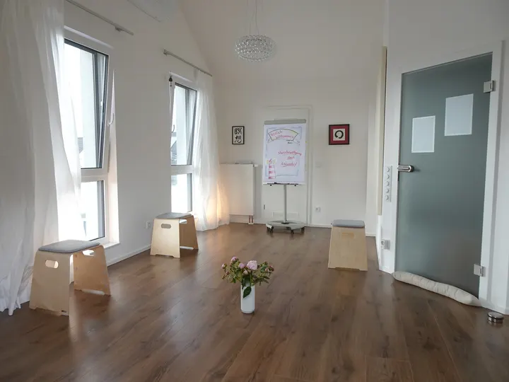 Der kleine Yogaraum — yoga-studio in Stolberg (Rheinland)-Breinig — 4