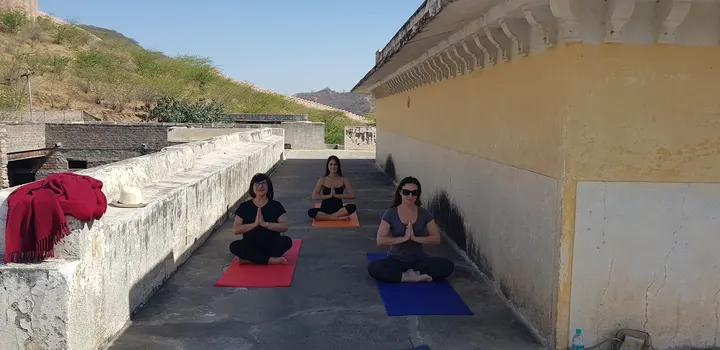 Vyas Santosh - Hatha Yoga Amer jaipur india — yoga-studio in Oberwiehre, Freiburg im Breisgau — 3