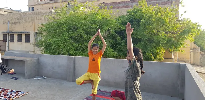 Vyas Santosh - Hatha Yoga Amer jaipur india — yoga-studio in Freiburg im Breisgau — 5