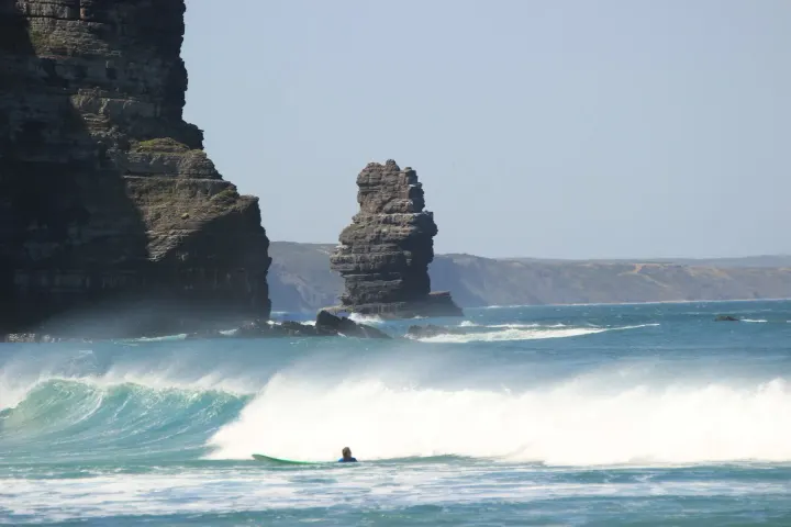 Arrifana Surf Lodge — Surf em Arrifana, Aljezur