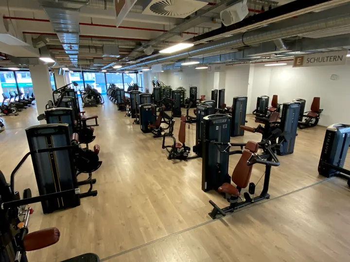 Fitness Herum Galerie — Fitnessstudio in Meschede