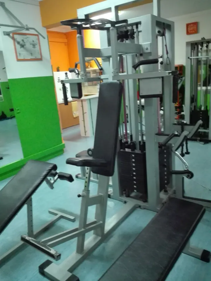 Dynamic Gym — Ginásio em Bairro Frederico Ulrich, Entroncamento