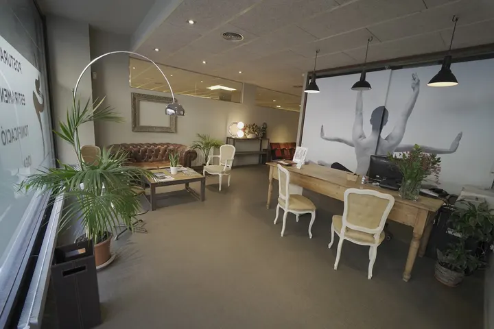 Córporal Fisiocenter Muntaner — entrenamiento personal-studio en Sarrià - Sant Gervasi, Barcelona — 2