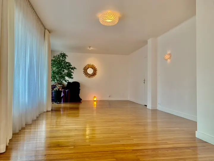 Ecole de Yoga Annecy Bonlieu — yoga-studio au Clos Saint-Michel, Annecy — 2