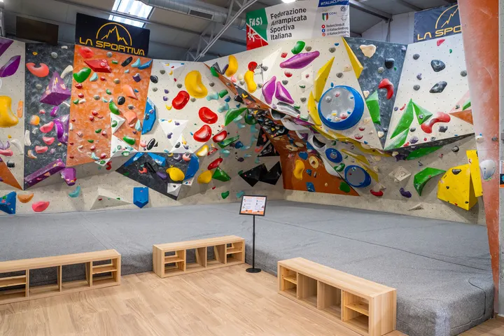 Monkey Island — arrampicata-studio a Aurelio, Roma — 2