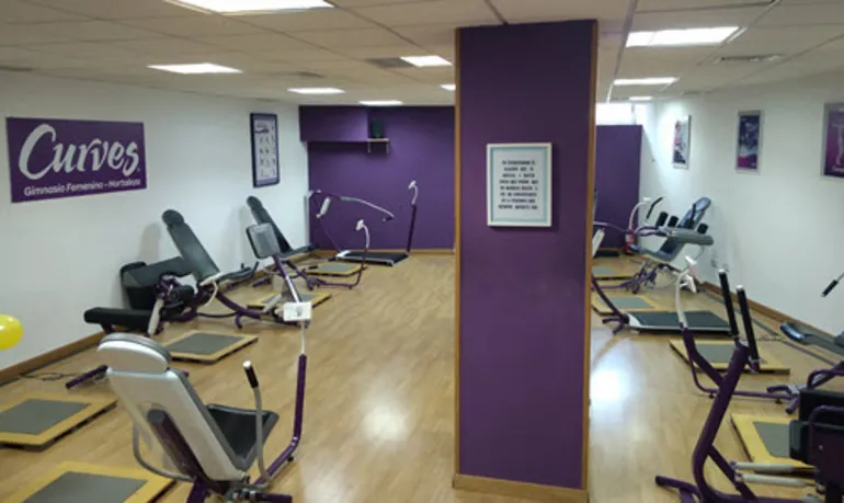 CURVES — reformer pilates-studio i Salamanca, Madrid — bild 2