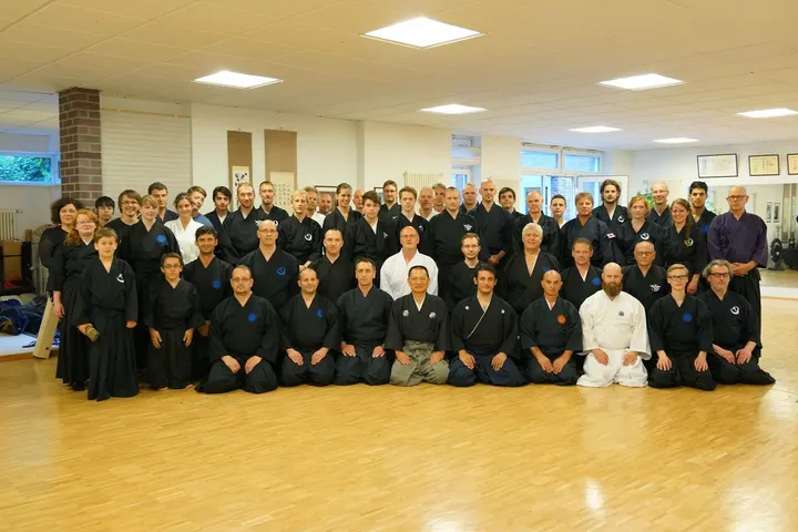 Kampfkunst & Kampfsport in Köln: Kung Fu, Tai Chi, Schwertkampf & Stockkampf im Tenshinkai Dojo — kampfsport-studio in Nippes, Köln — 3