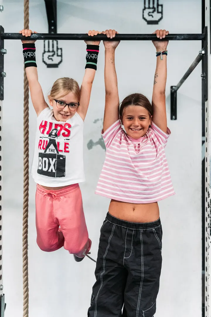 Crossfit Three Fingers — crossfit-studio a Lozza — 3