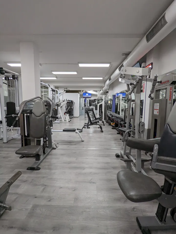 Gimnasio Yin-Fels — Estudio de fitness en Can Roca, Castelldefels