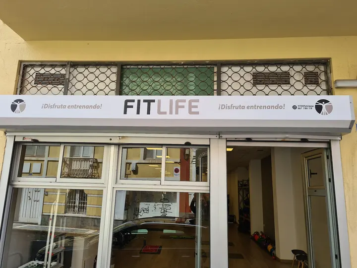 FitLife Triana — entrenamiento personal-studio en Canalejas, Las Palmas de Gran Canaria — 3