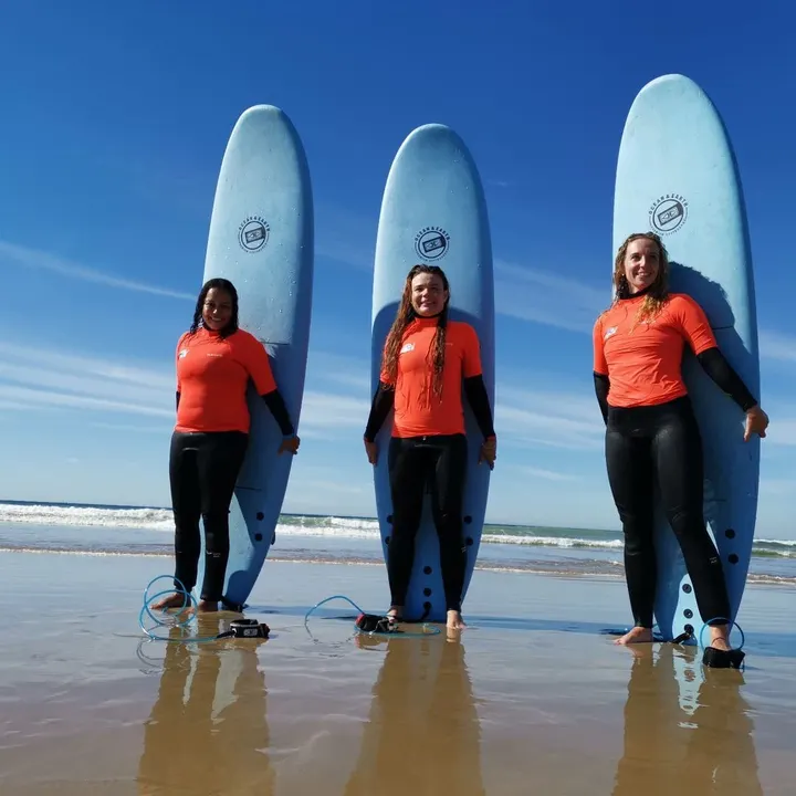 Ngaru Escola de Surf — surf-studio em Lisboa — 3