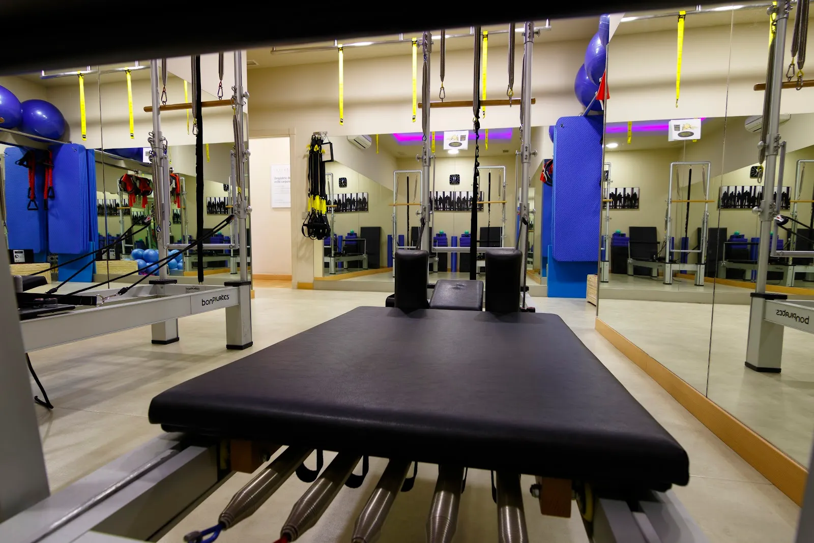 SOLIS CENTER — entrenamiento personal-studio en María Auxiliadora, Badajoz — 2