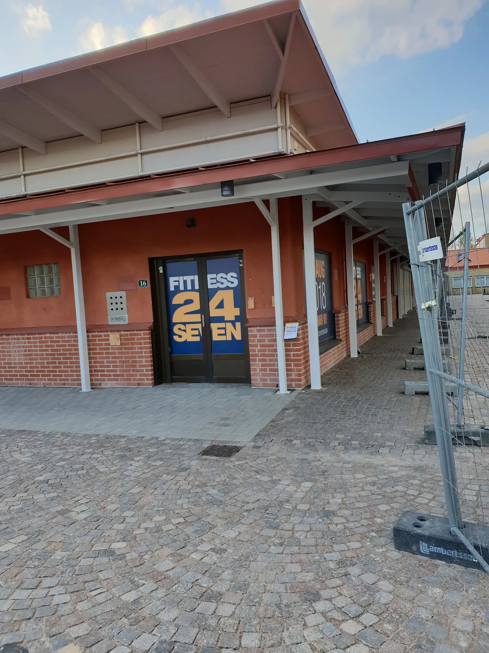 Team Magnussons Gym 24/7 — träningsstudio i Veinge — 3