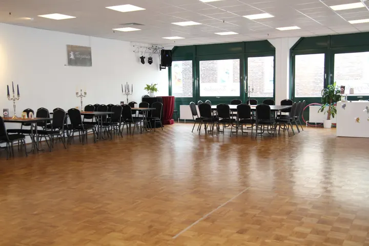 ADTV Tanzschule Bernd Gräper — Tanz in Brink, Langenhagen