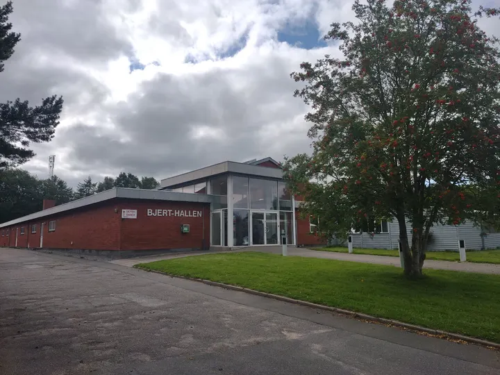 Den Selvejende Institution Sdr Bjert Hallen — Træningsstudio i Agtrup, Bjert