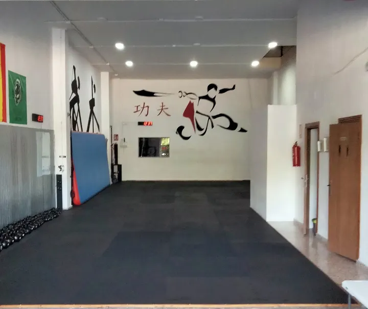 Club Andaluz De Wushu Kungfu Y Taichi — artes marciales-studio en Málaga — 4