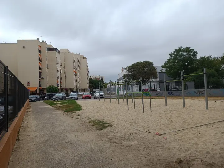 Parque de calistenia San Joaquín — entrenamiento funcional-studio en Jerez de la Frontera — 3