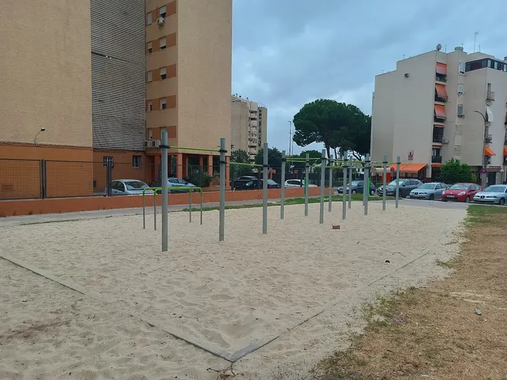 Parque de calistenia San Joaquín — entrenamiento funcional-studio en Jerez de la Frontera — 4