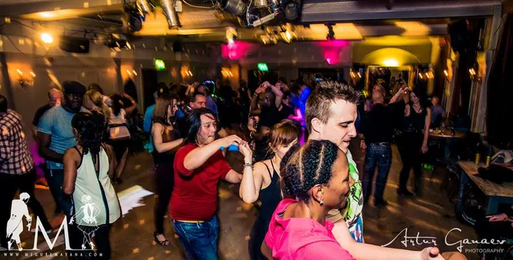 SALSA BALHAM @ THE BEDFORD - Every MONDAY night — fitness studio in Balham, London — 2
