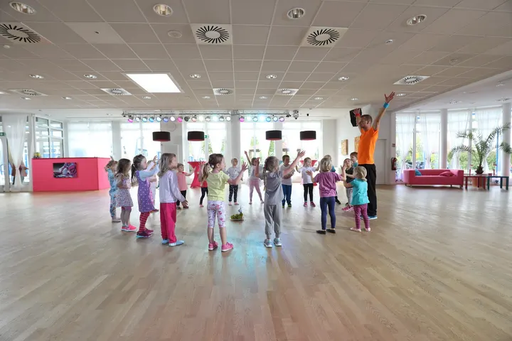 ADTV Tanzschule Fairtanzt — tanz-studio in Schwielowsee-Geltow — 4