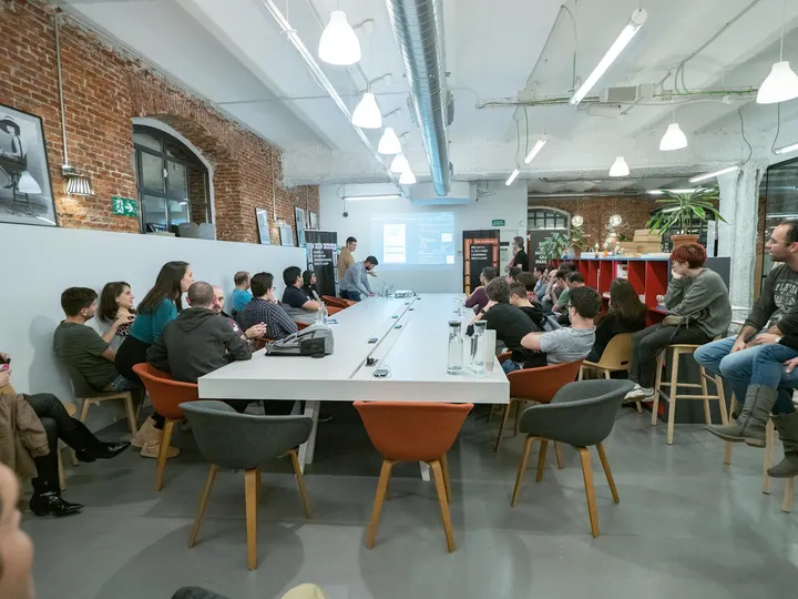 KeepCoding - Full Stack Bootcamps — entrenamiento funcional-studio en Arganzuela, Madrid — 3