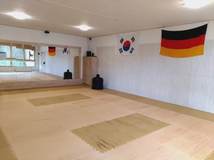 Sportschule Mustang Grünau — Bootcamp in Schönau, Leipzig