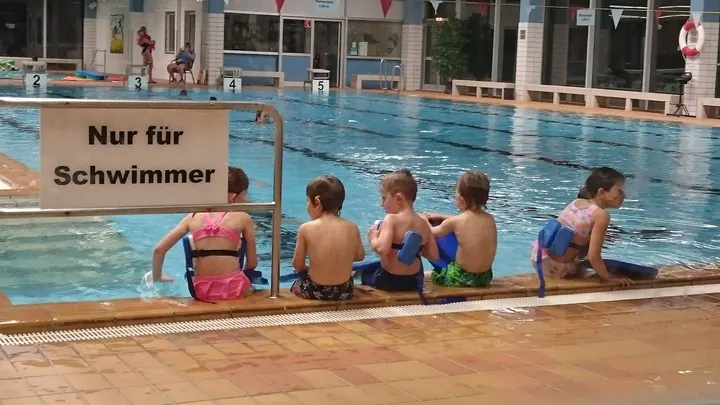 Bäder Solingen - Familienbad Vogelsang — studio in Solingen — 4