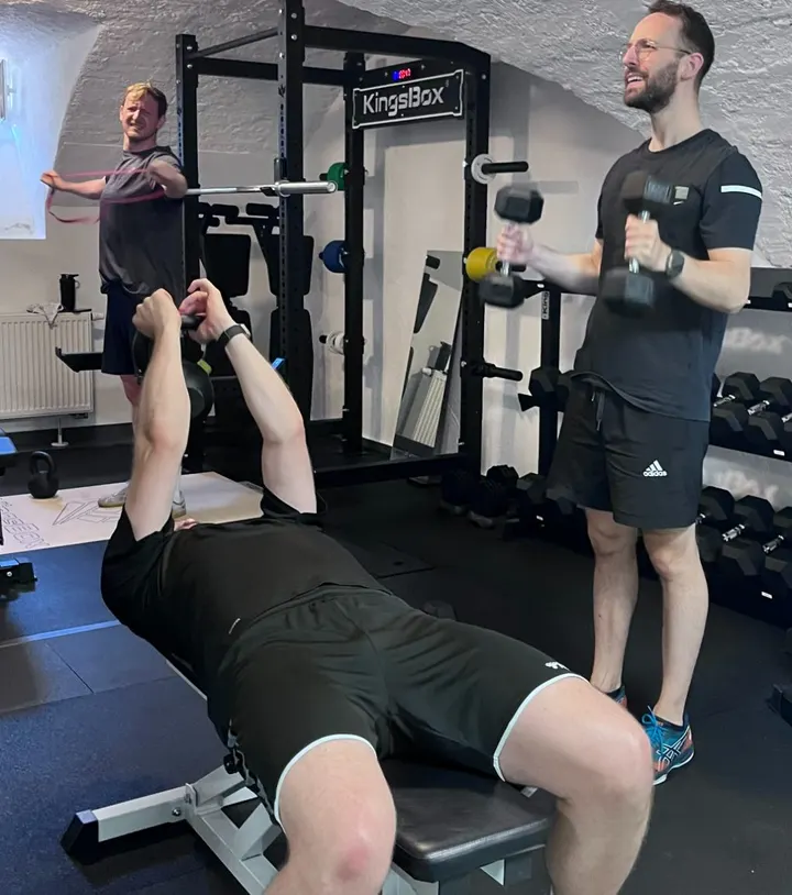 MUTTER Performance — PT Studio in Südstadt Südlicher Teil, Karlsruhe