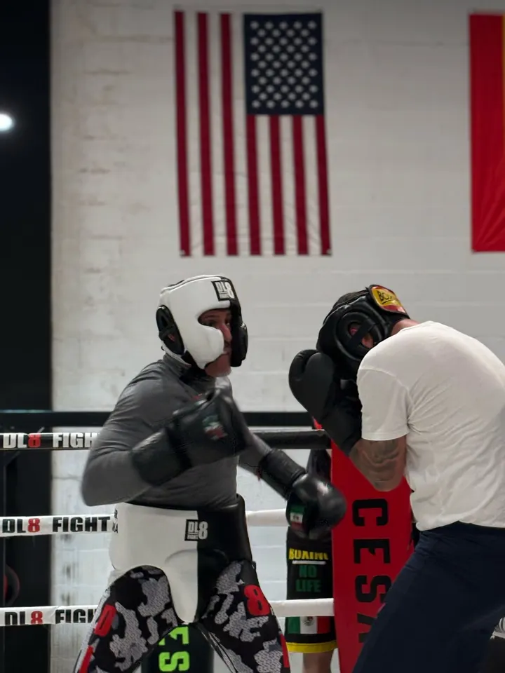 DL8FIGHT BOXING CLUB — artes marciales-studio en Sevilla — 5