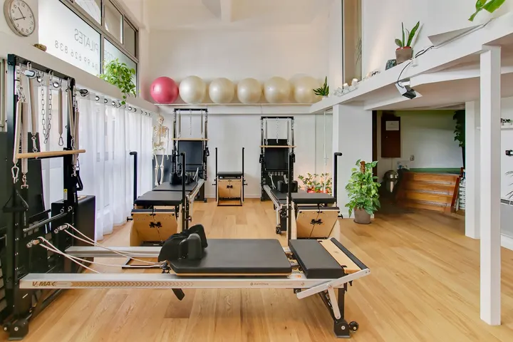 Centre Pilates Sandrine Anglade — Pilates à Gares, Montpellier