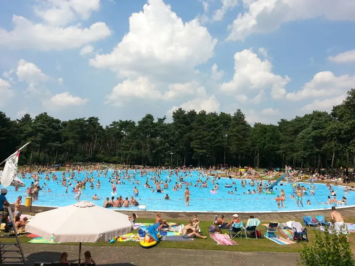 Sportcomplex De Wedert — sportschool-studio in Het Gegraaf, Valkenswaard — 2