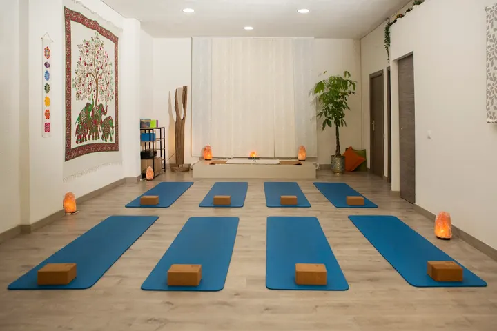 Sukhino Yoga — Yoga en Chamartín, Madrid