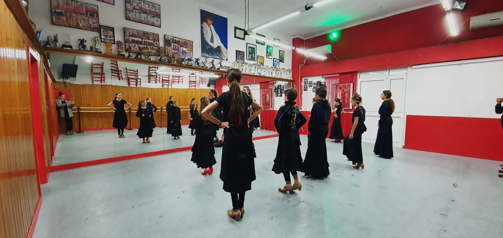 Escuela de Flamenco de Andalucía — baile-studio en Málaga — 3
