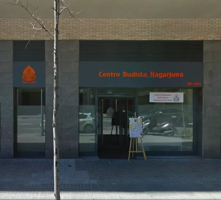 Nagarjuna Barcelona — meditación-studio en Sant Martí, Barcelona — 2