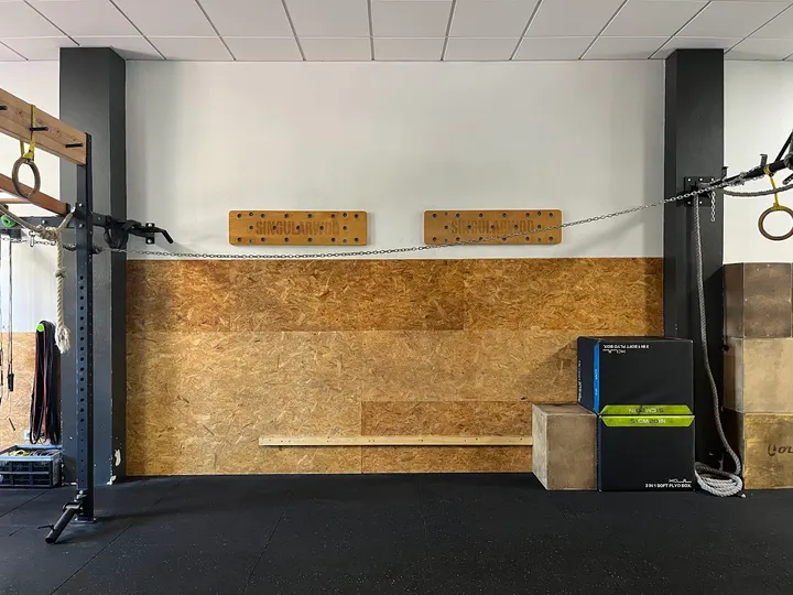 Centro de entrenamiento La Cueva — estudio de fitness-studio en Gijón — 4