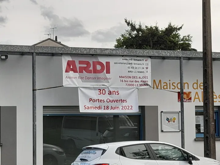 Ardi — danse-studio aux Riffaudières, Le Mans — 2