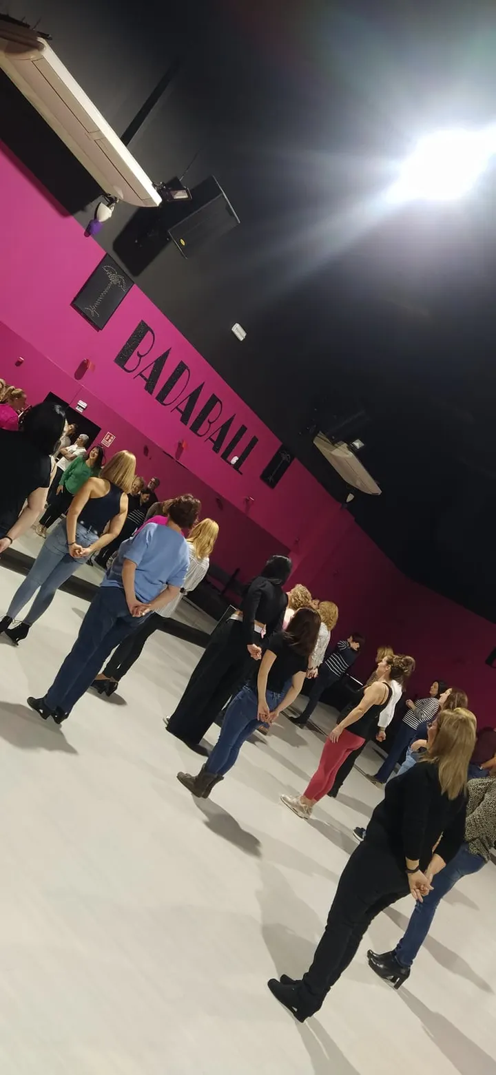 Eclipse Dance — baile-studio en Manresà, Badalona — 2