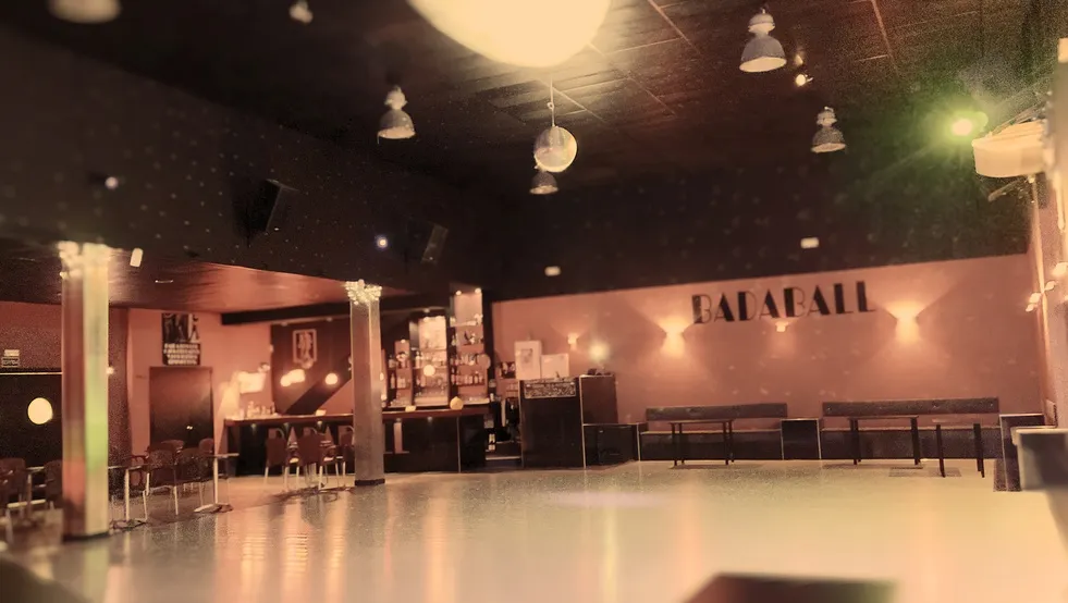 Eclipse Dance | Clases de Salsa y Bachata — dans-studio i Badalona — bild 3