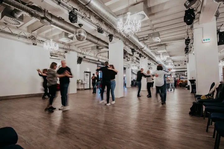 Tanzschule Frieling - Neuss — tanz-studio in Barbaraviertel, Neuss — 2