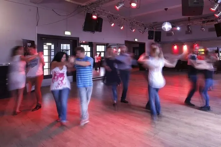 Tanzschule Frieling - Neuss — tanz-studio in Neuss — 5
