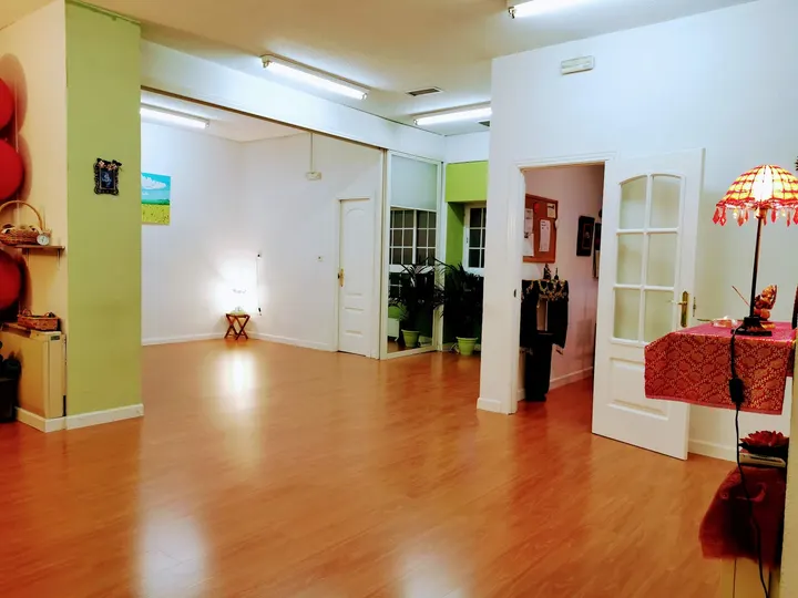 Narayani Yoga — Yoga en Fuencarral, Madrid
