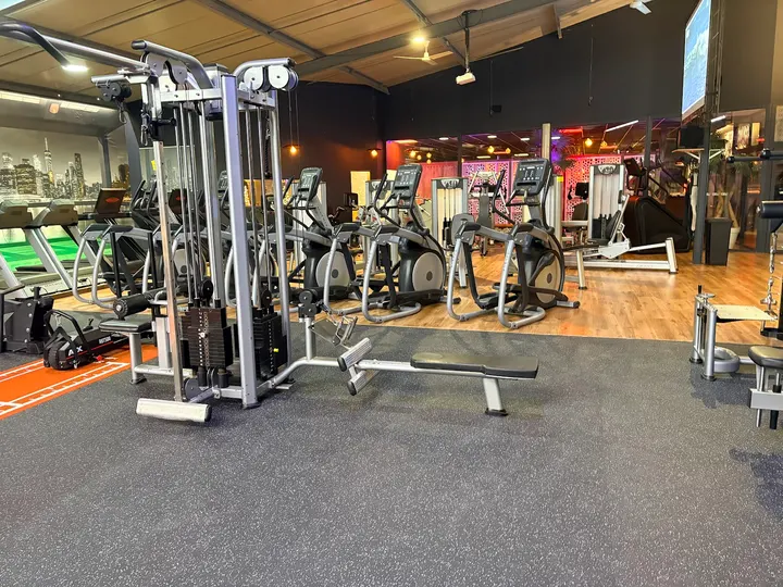 Athlétic Gym St Vincent de Tyrosse — salle de fitness-studio à Saint-Vincent-de-Tyrosse — 4