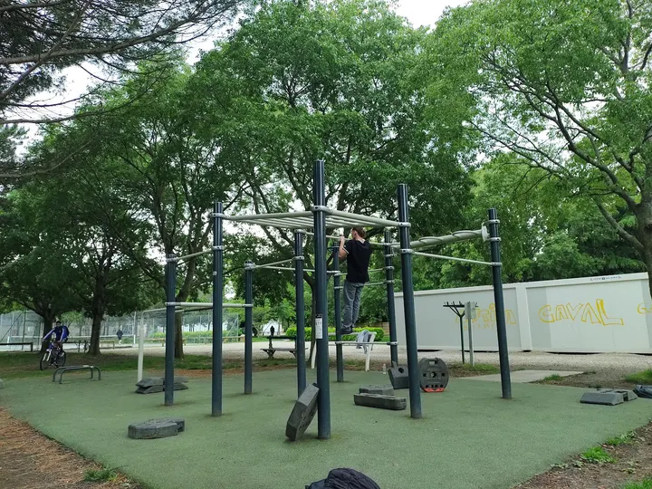Parc de Street workout & Calisthenics — salle de fitness-studio à Rangueil / Sauzelong / Jules-Julien / Pech-David / Pouvourville, Toulouse — 2