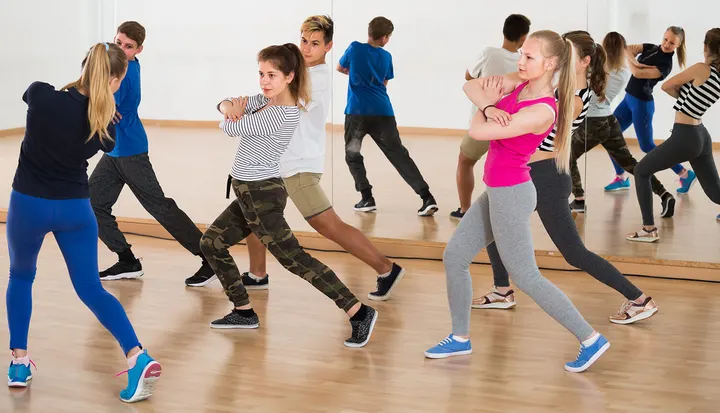 Sarah Taylor Dance Studios — dance-studio in Batley Carr, Leeds — 3
